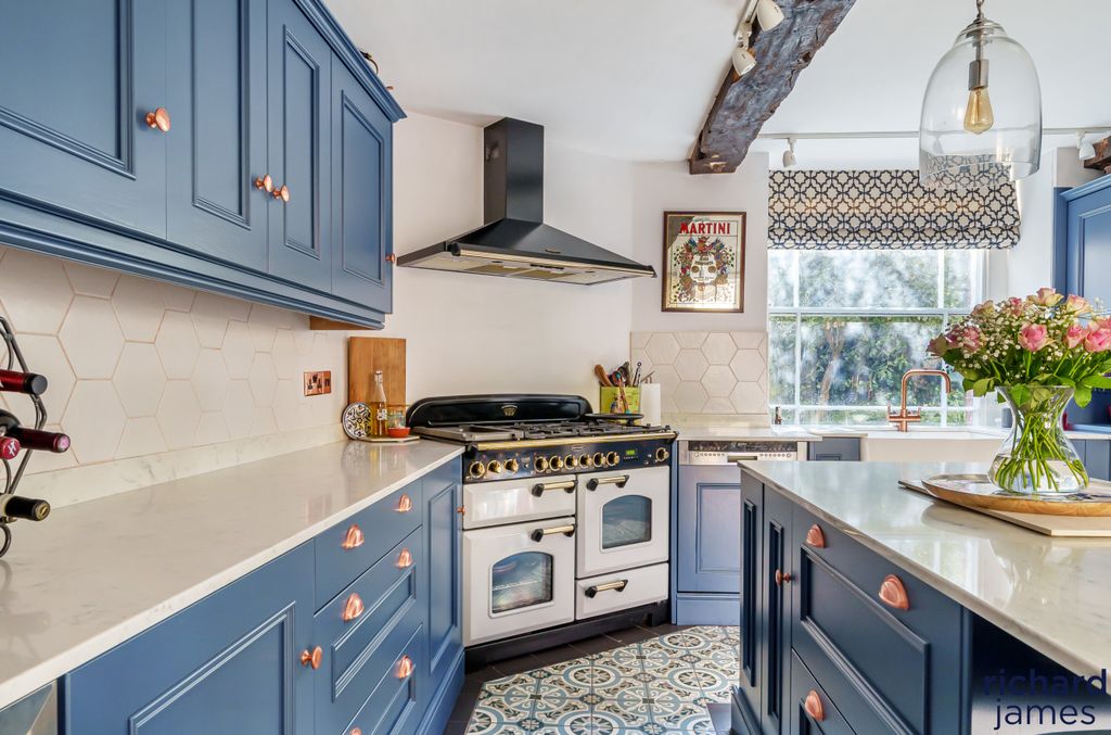 Additional image 4 of 6 bed detached house for saleHigh Street, Royal Wootton Bassett SN4