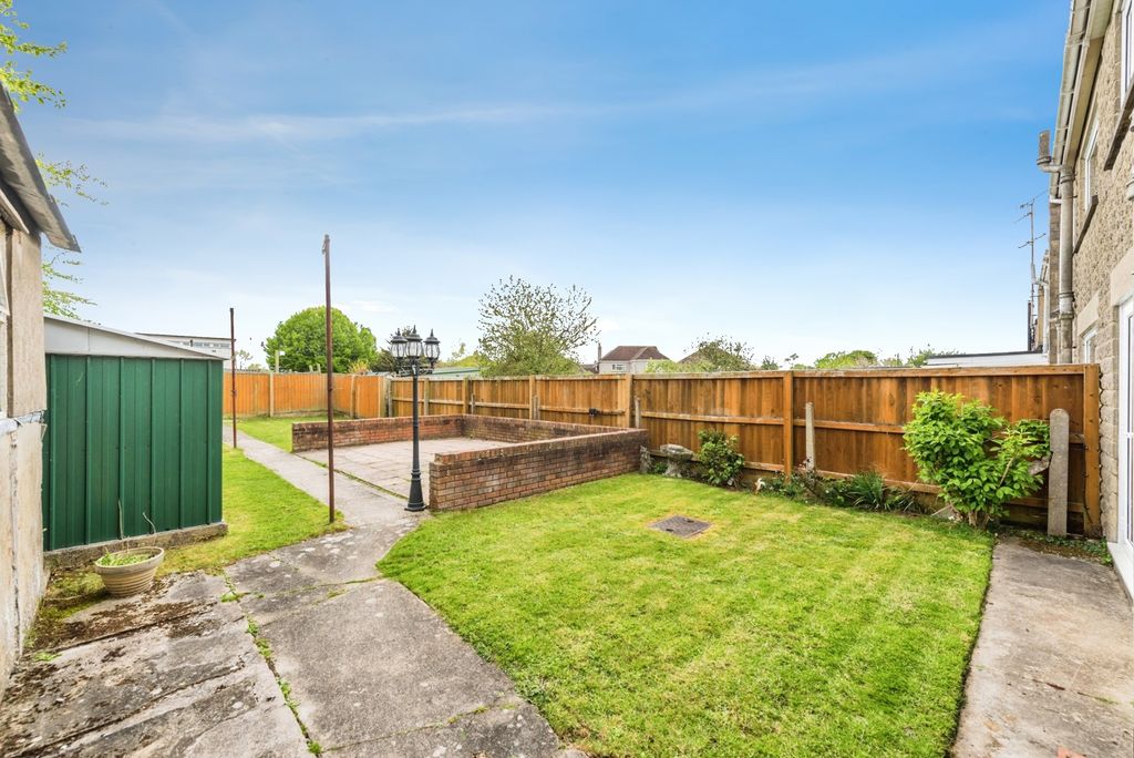 Additional image 17 of 4 bed semi-detached house for saleCollett Avenue, Swindon, Wiltshire SN2