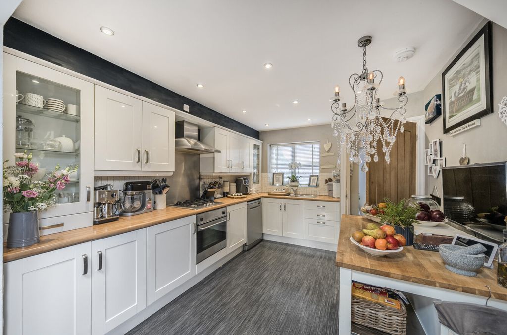 Additional image 5 of 4 bed detached house for saleBroome Manor Lane, Old Town, Swindon SN3