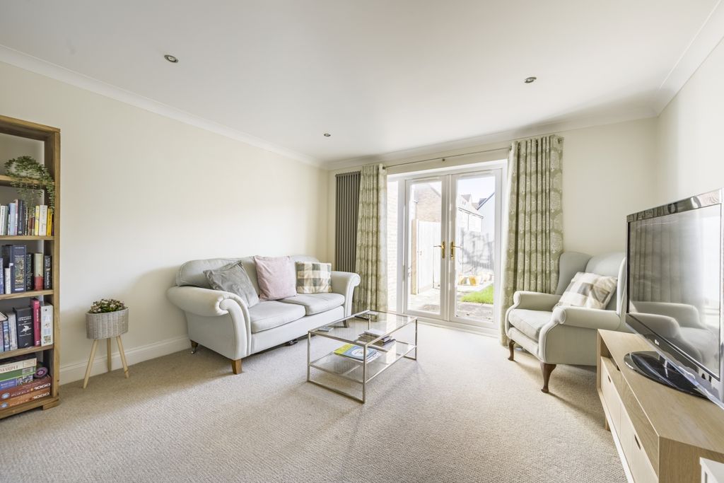 Additional image 5 of 3 bed semi-detached house for saleDewell Mews, Old Town, Swindon SN3