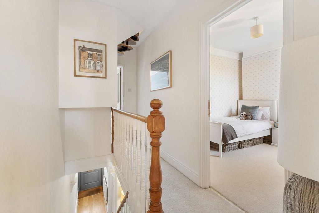 Additional image 10 of 3 bed semi-detached house for saleHulse Road, Salisbury SP1