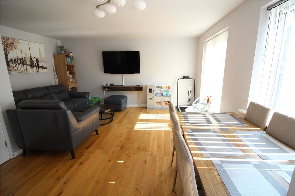 Additional image 5 of 3 bed terraced house for saleVistula Crescent, Swindon, Wiltshire SN25