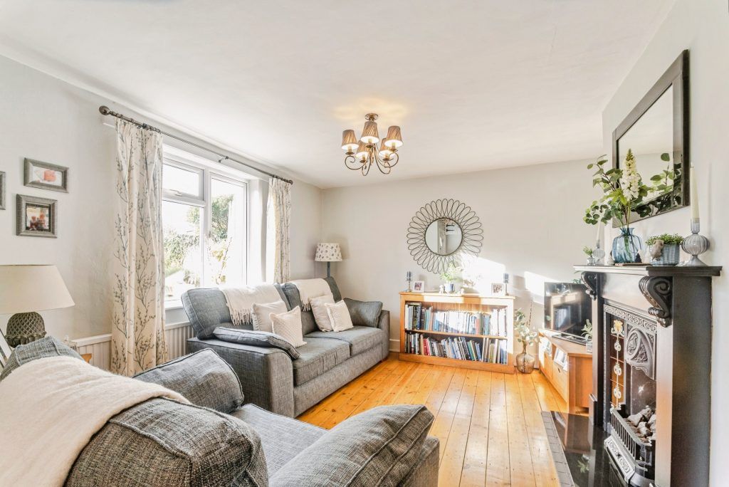 Additional image 2 of 4 bed semi-detached house for saleKingsbury Street, Marlborough SN8