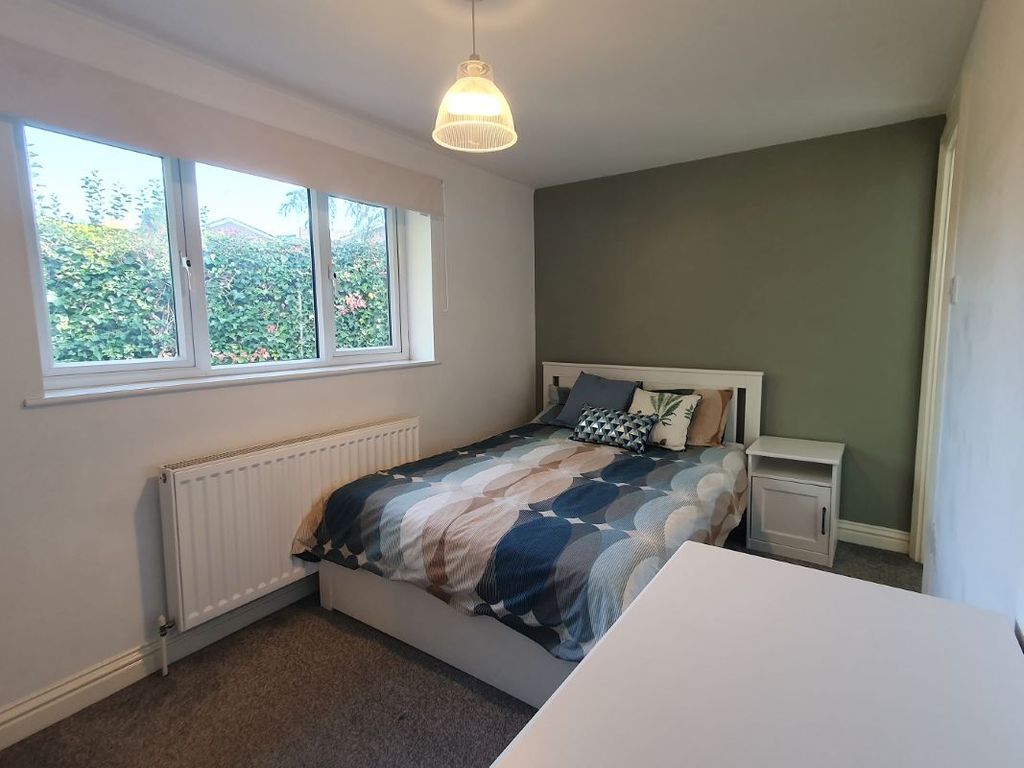 Additional image 9 of 6 bed terraced house for sale2 Aysgarth, Bracknell, Berkshire RG12