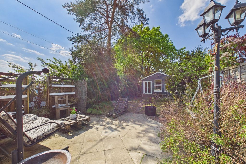 Additional image 20 of 2 bed semi-detached house for saleBranksome Hill Road, College Town, Sandhurst, Berkshire GU47