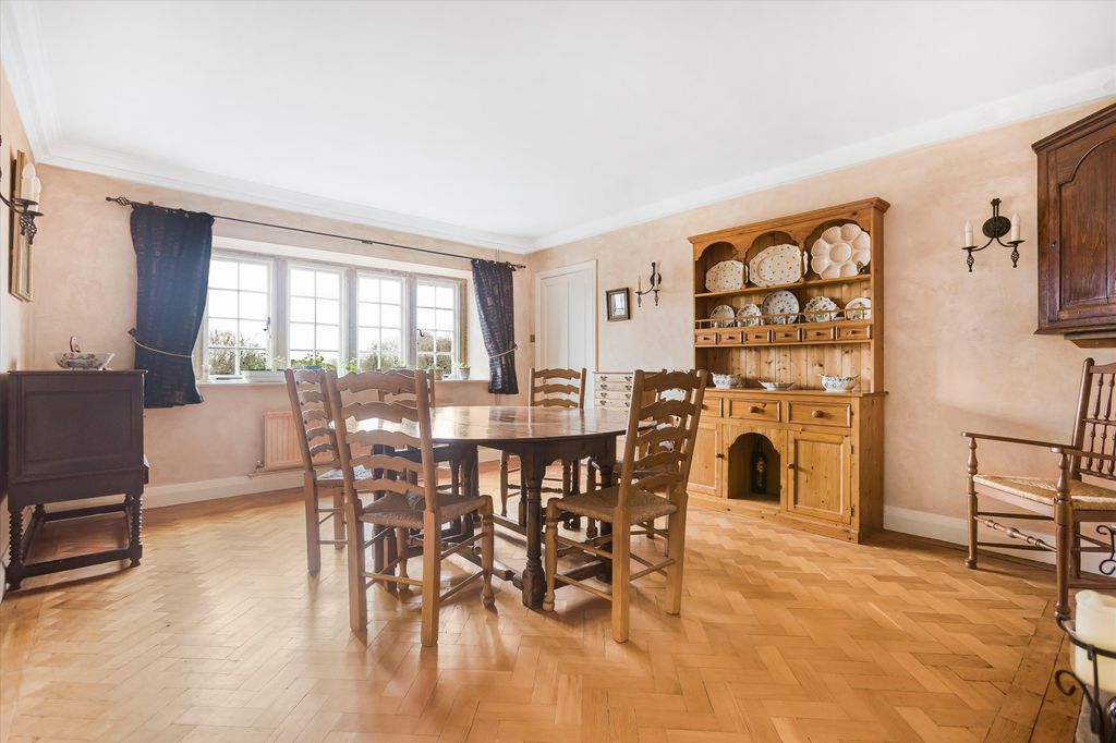 Additional image 4 of 7 bed detached house for saleDraycot Cerne, Chippenham, Wiltshire SN15