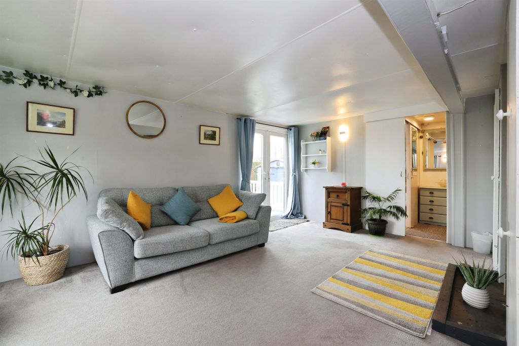 Additional image 2 of 2 bed mobile/park home for saleHillview Park Home Estate, Oare, Marlborough SN8