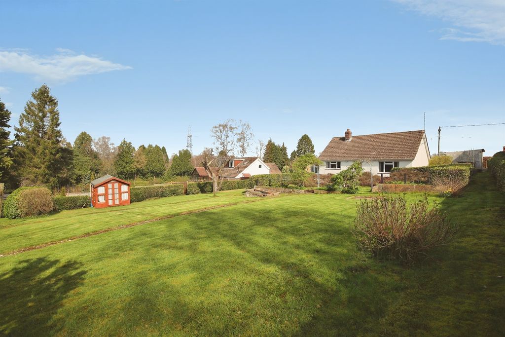 Additional image 36 of 4 bed detached bungalow for saleOakleigh Drive, Landford, Salisbury SP5