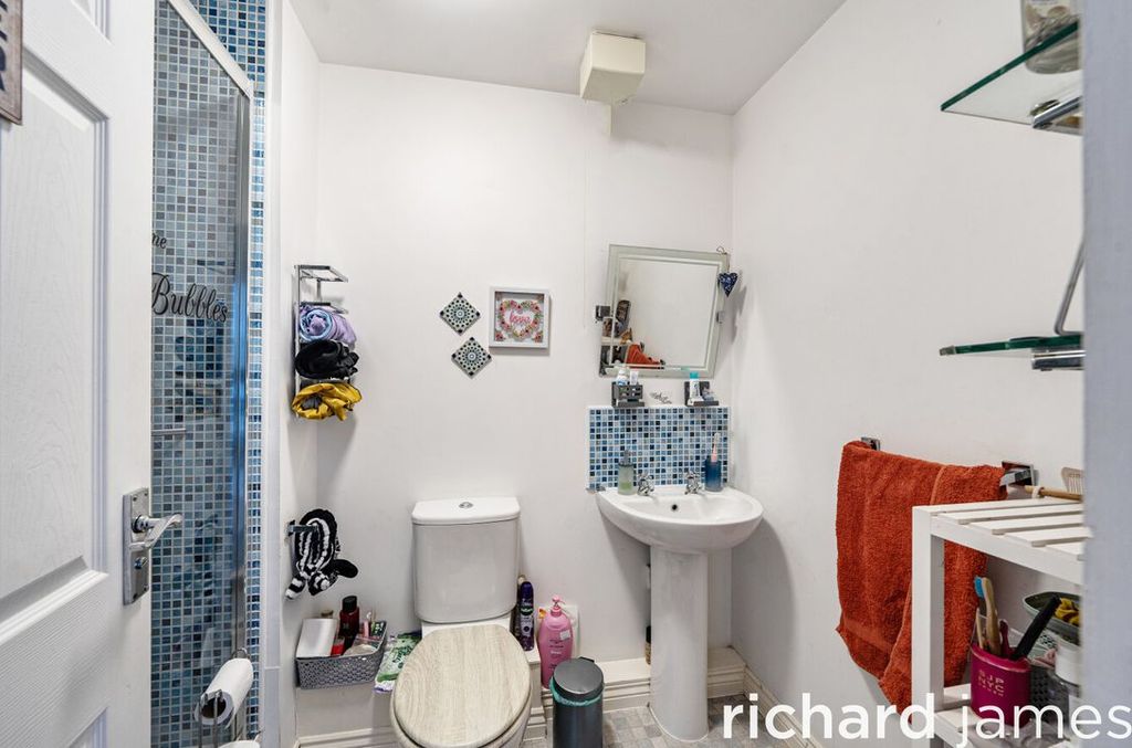Additional image 11 of 2 bed flat for saleKimmeridge Court, Ripley Road, Old Town SN1