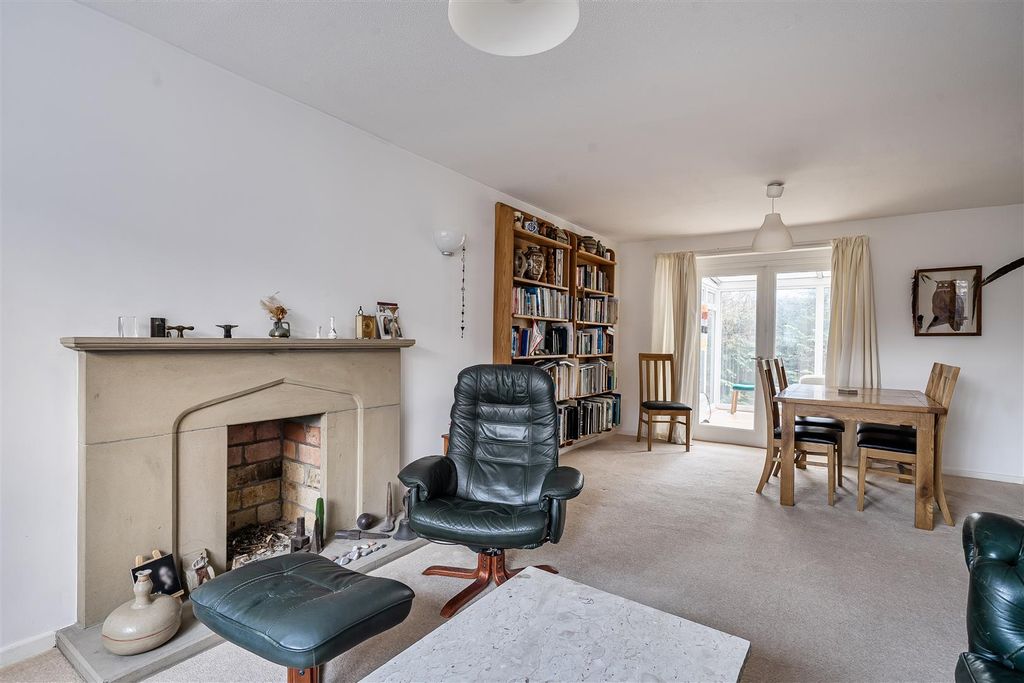 Additional image 3 of 4 bed detached house for saleOak Tree Close, Trowbridge BA14