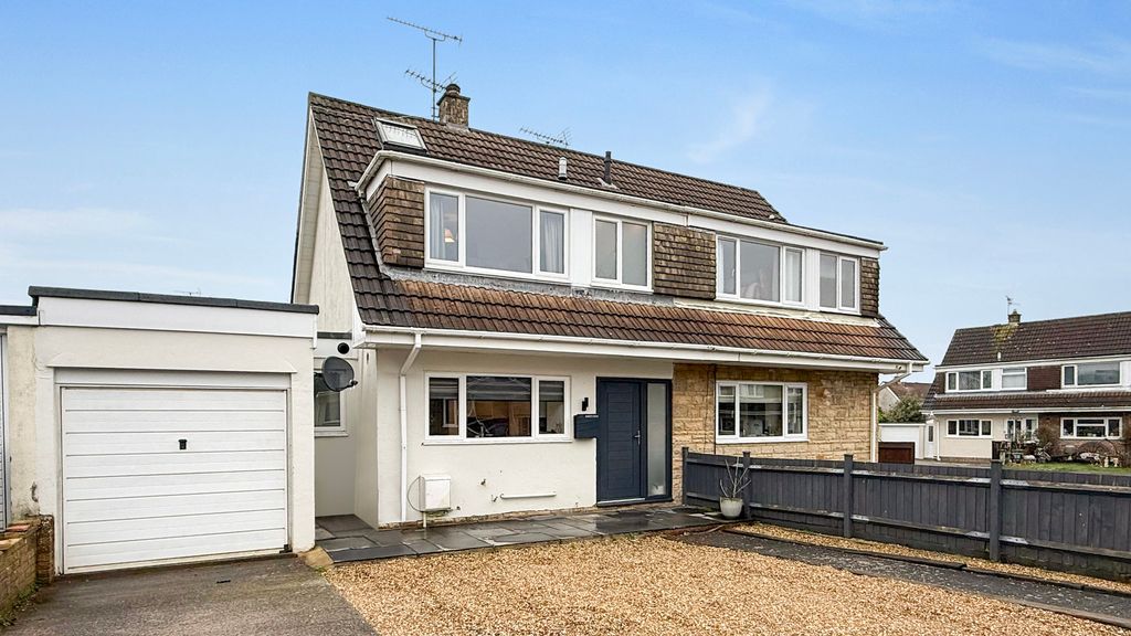 3 bed semi-detached house for saleLangholm Avenue, Warminster BA12