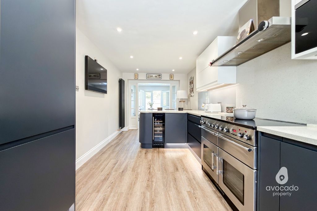Additional image 3 of 4 bed detached house for saleOrion, Bracknell RG12