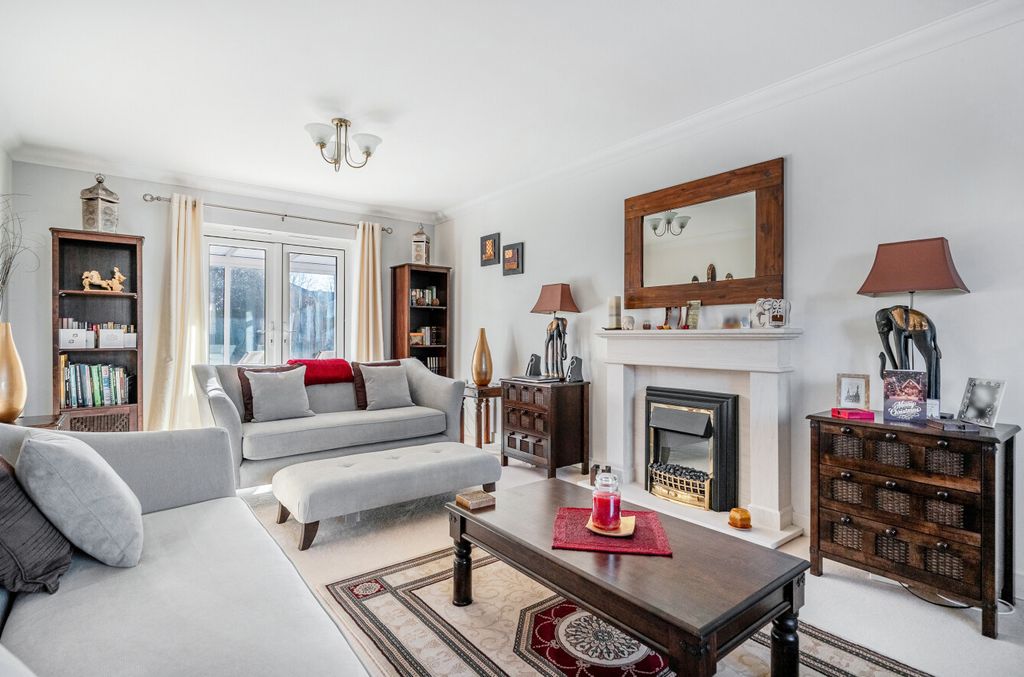 Additional image 2 of 4 bed detached house for saleOkus Road, Old Town, Swindon SN1