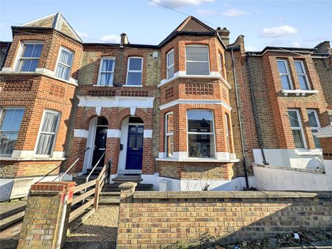 Purrett Road, Plumstead, London SE18