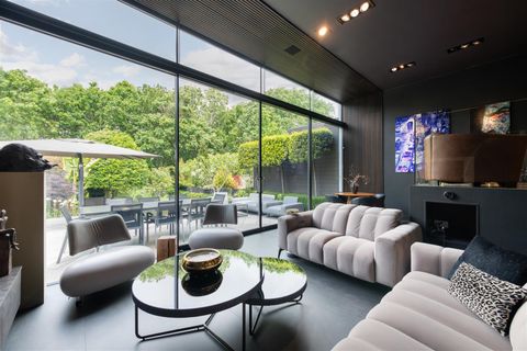 Cedar Rise, London N14
