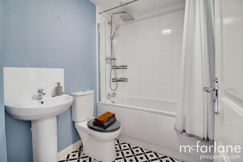 Additional image 12 of 3 bed semi-detached house for saleMattocks Path, Swindon SN1