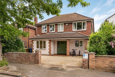 Blenheim Drive, North Oxford OX2