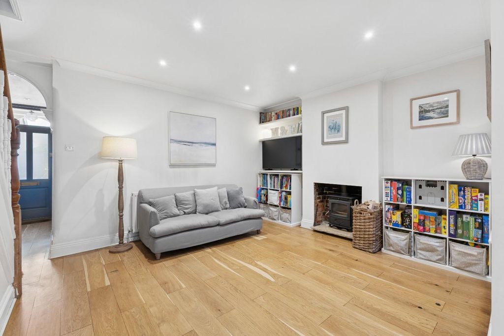 Additional image 9 of 3 bed semi-detached house for saleHulse Road, Salisbury SP1