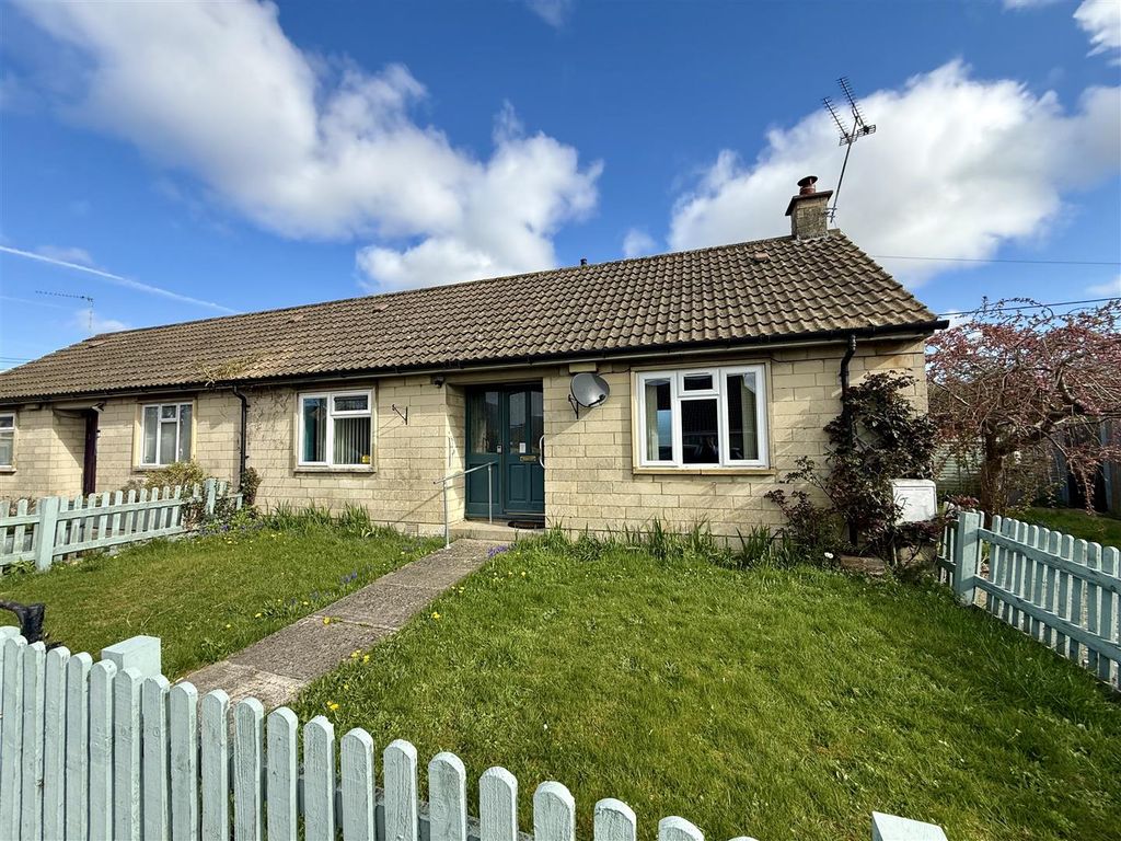 2 bed semi-detached bungalow for saleThe Laggar, Corsham SN13