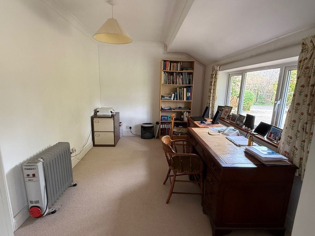 Additional image 18 of 4 bed bungalow for salePitton, Salisbury SP5