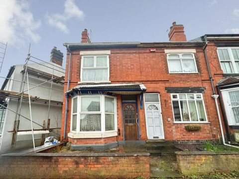 31 Court Road, Wolverhampton, West Midlands WV6