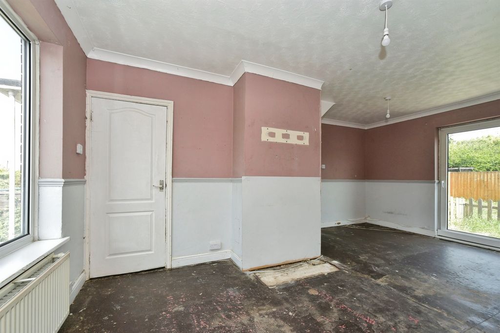 Additional image 7 of 3 bed terraced house for saleWeyhill Close, Swindon SN3