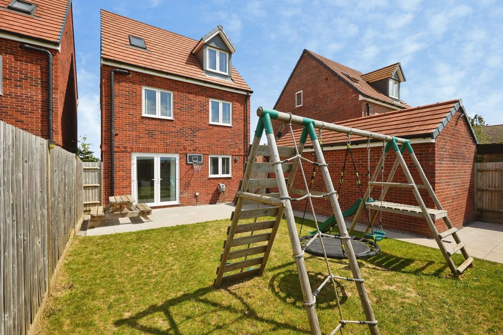 Additional image 19 of 4 bed detached house for saleAdlam Way, Salisbury SP2