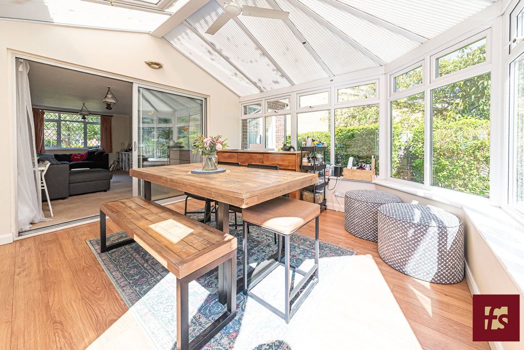 Additional image 7 of 3 bed detached house for saleHillary Drive, Crowthorne, Berkshire RG45