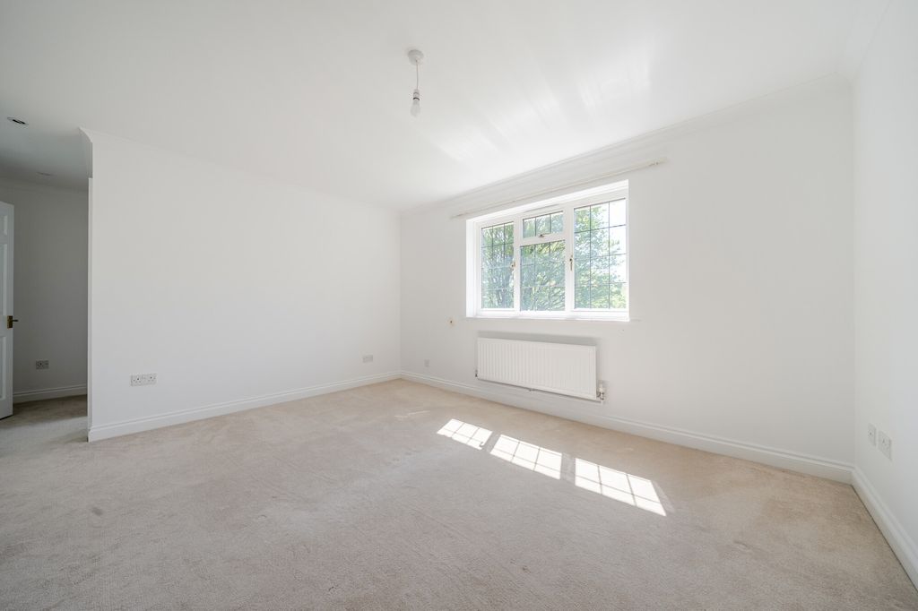 Additional image 18 of 5 bed detached house for saleBath Road, Marlborough SN8