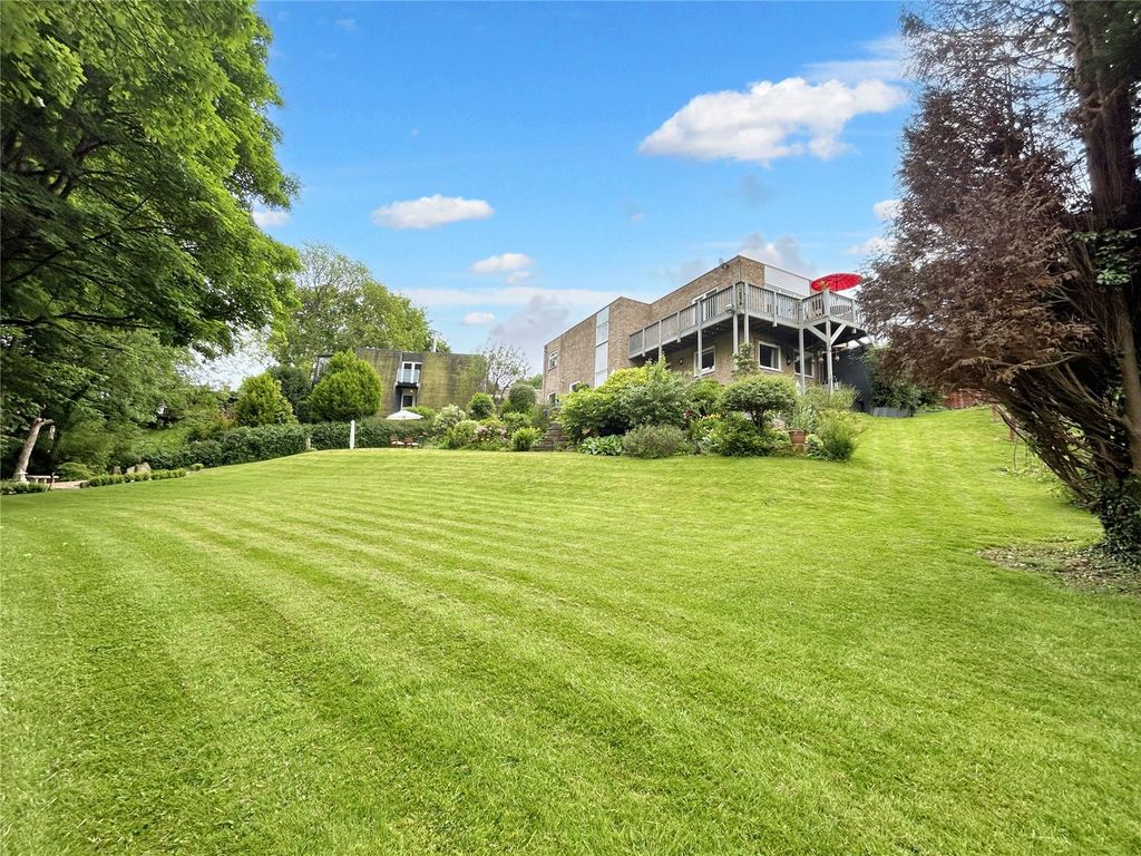 Additional image 21 of 4 bed detached house for saleThe Ridge, Blunsdon SN26