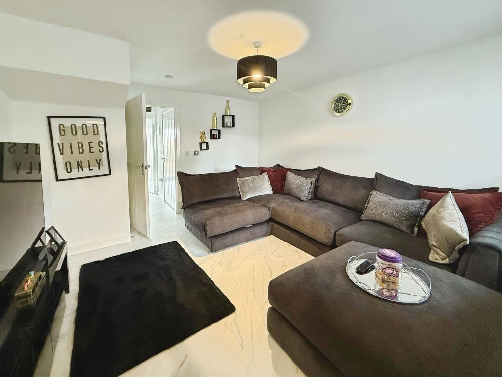Additional image 5 of 3 bed semi-detached house for saleGrayling Avenue, Swindon SN3