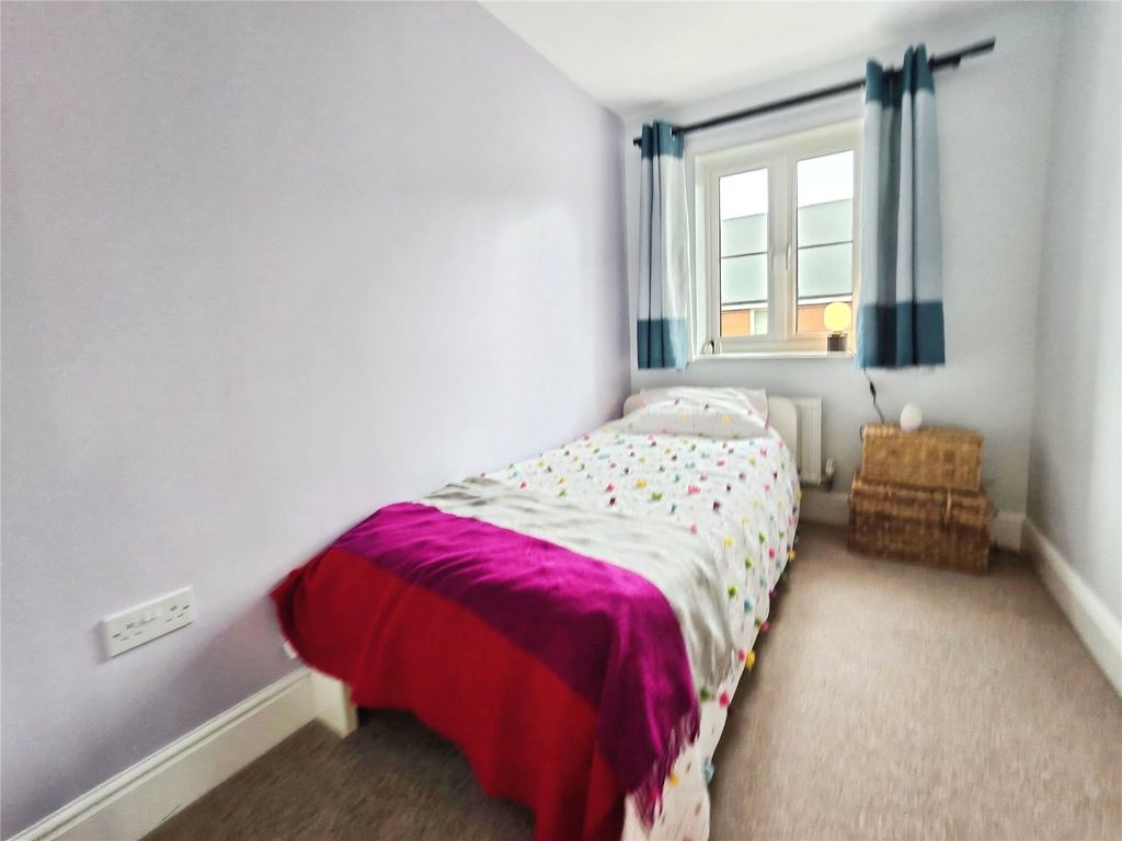 Additional image 13 of 3 bed detached house for saleRedstart Croft, Bracknell, Berkshire RG12
