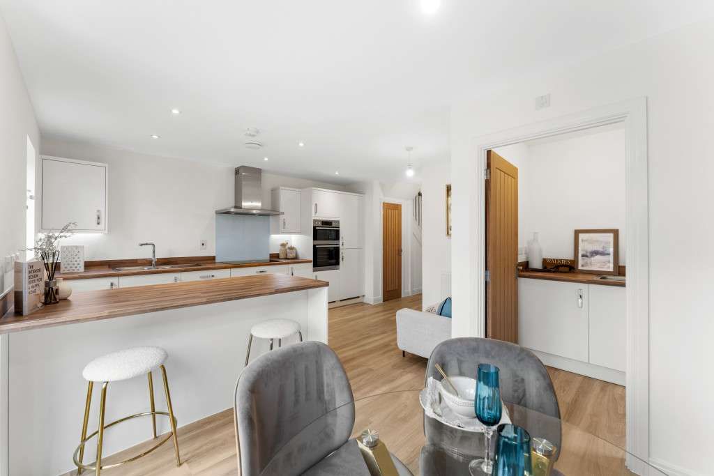 Additional image 3 of 4 bed semi-detached house for sale"The Hickory" at Leighton Park Rd, Westbury Leigh, Westbury BA13