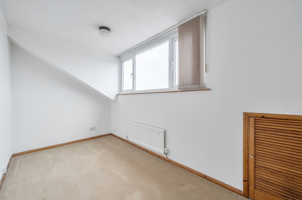 Additional image 10 of 4 bed semi-detached house for saleMedina Way, Stratton St Margaret, Swindon SN2