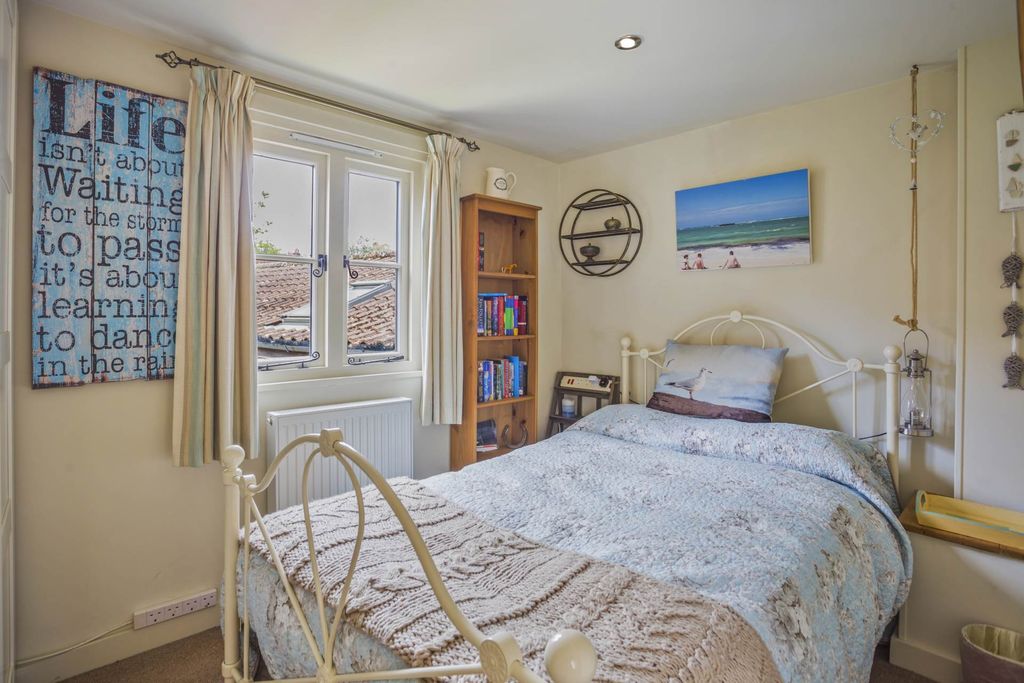 Additional image 7 of 3 bed terraced house for saleThe Parade, Marlborough SN8