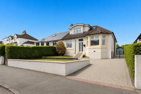 Cumbernauld Road, Stepps, Glasgow G33