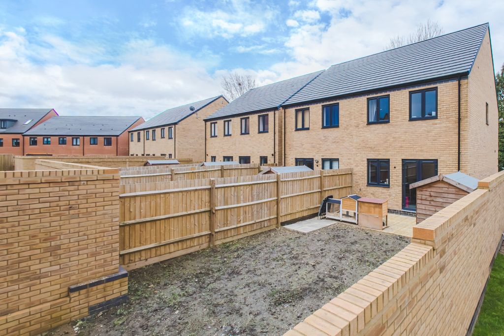 Additional image 18 of 3 bed semi-detached house for saleCoate, Swindon, Wiltshire SN3