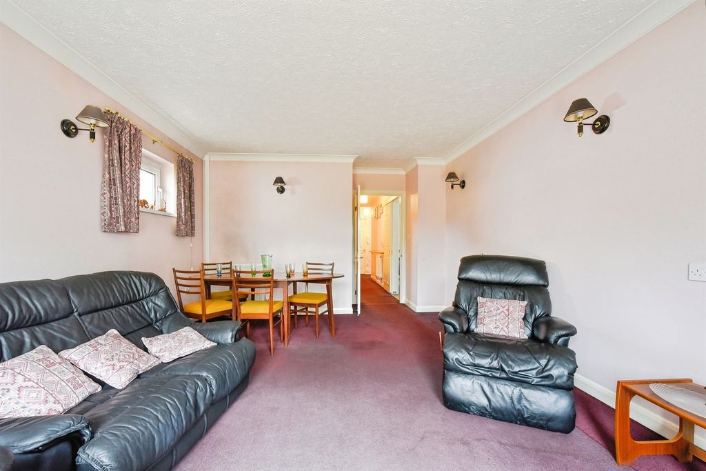 Additional image 5 of 3 bed detached bungalow for saleLong Ridings, Chippenham SN15