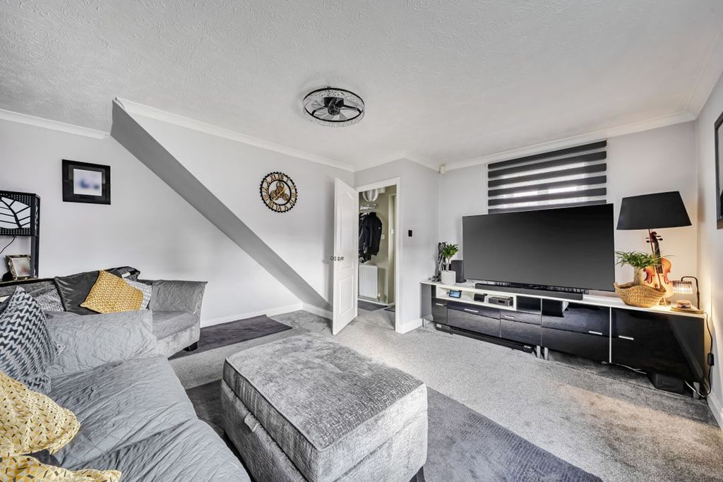 Additional image 4 of 3 bed end terrace house for saleMortimer Close, Old Shaw, Swindon SN5
