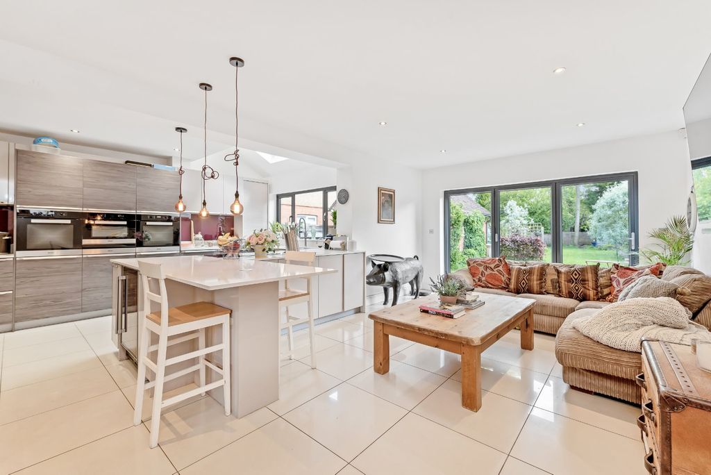 Additional image 3 of 4 bed detached house for saleThe Avenue, Ascot, Berkshire SL5