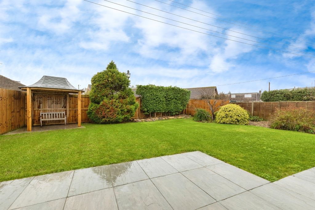 Additional image 12 of 4 bed bungalow for saleOrchard Drive, Southwick, Trowbridge BA14