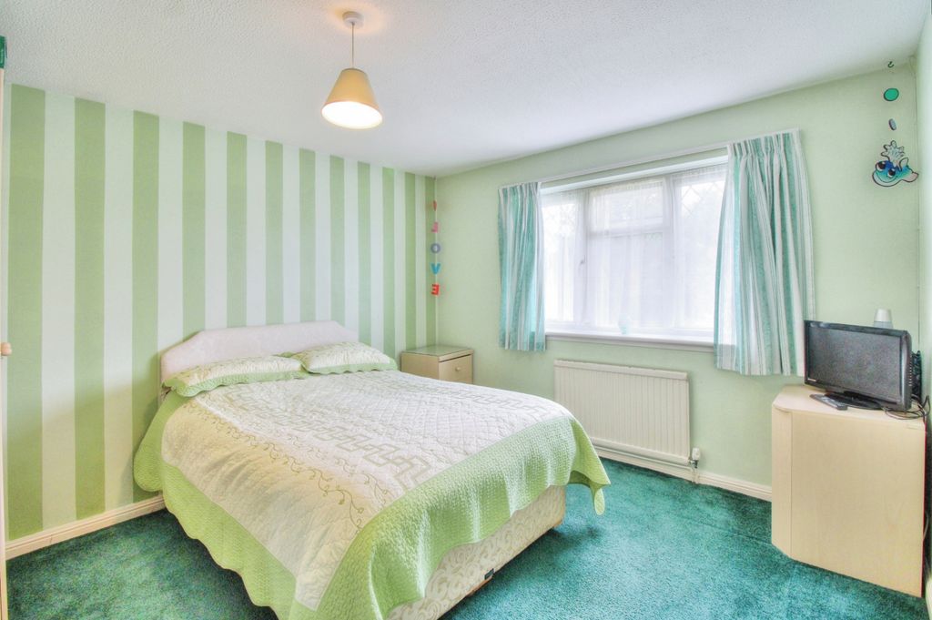 Additional image 14 of 4 bed detached house for saleBeech Glen, Bracknell RG12