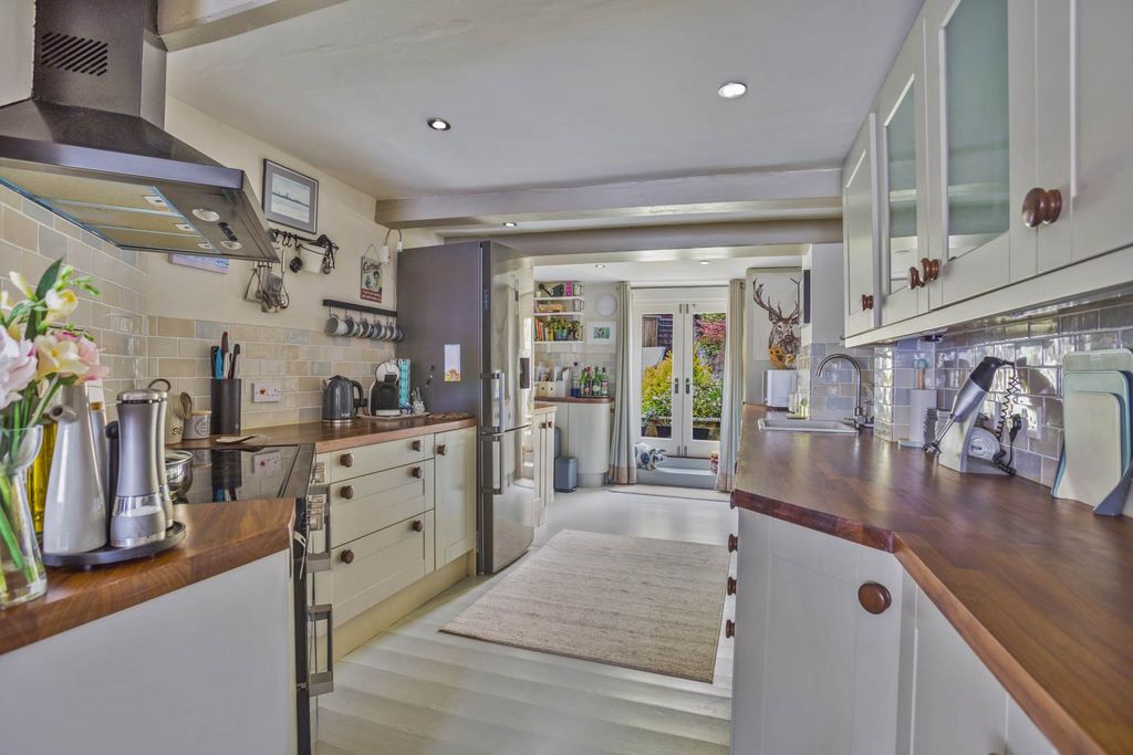 Additional image 2 of 3 bed terraced house for saleThe Parade, Marlborough SN8