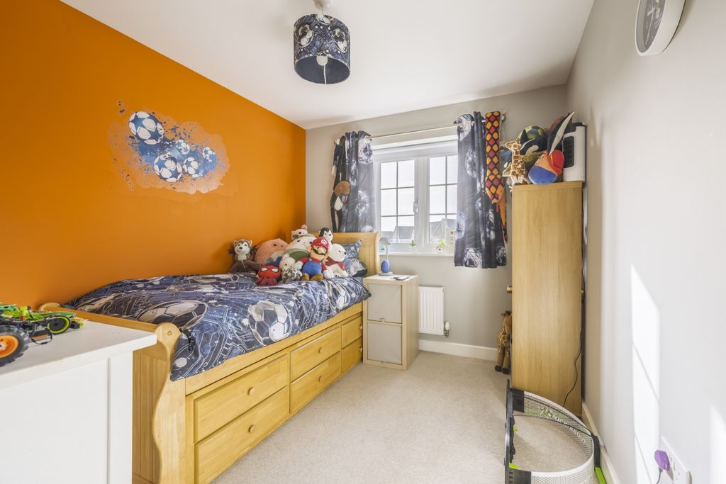 Additional image 11 of 3 bed semi-detached house for saleSnell Avenue, Malmesbury, Wiltshire SN16