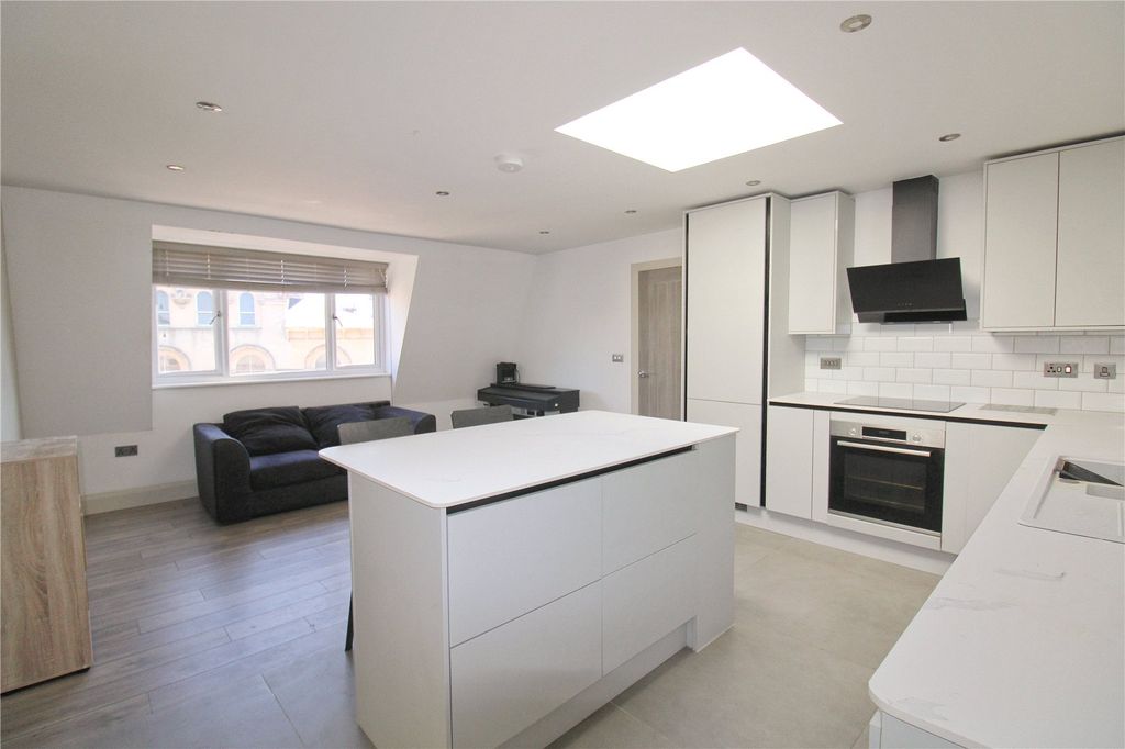 2 bed flat for sale33-34 Fore Street, Trowbridge BA14