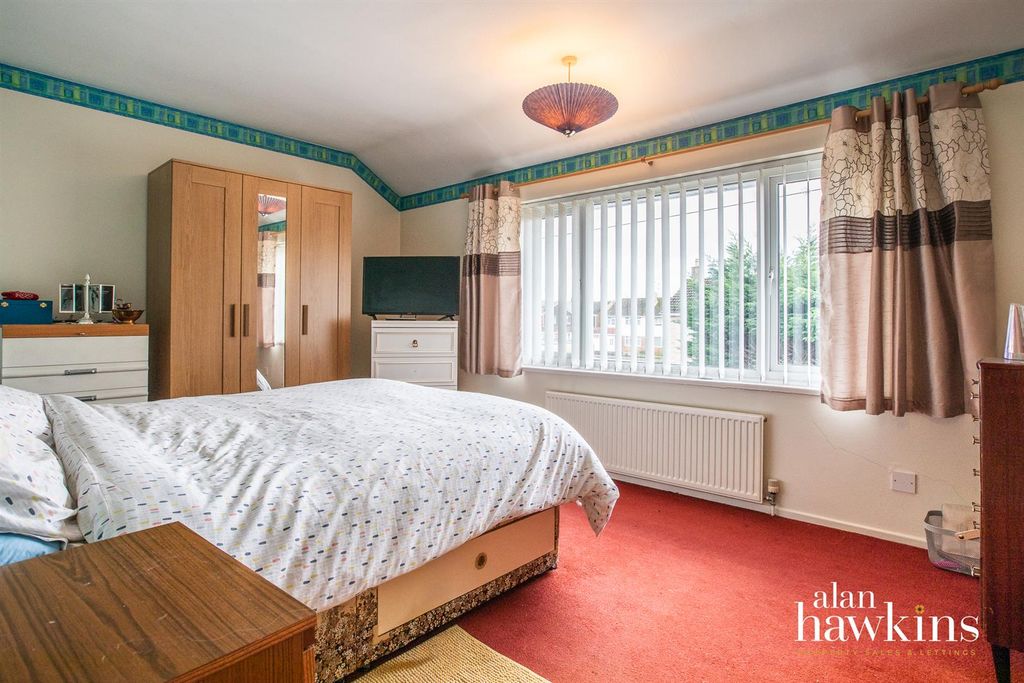 Additional image 10 of 2 bed semi-detached house for saleShakespeare Road, Royal Wootton Bassett SN4