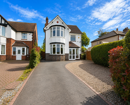 Streetsbrook Road, Shirley B90