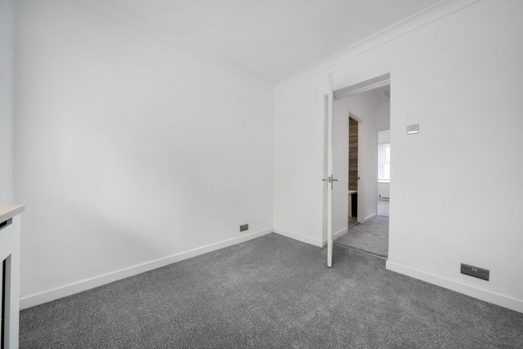 Additional image 7 of 2 bed terraced house for saleKingshill Road, Kingshill, Swindon SN1