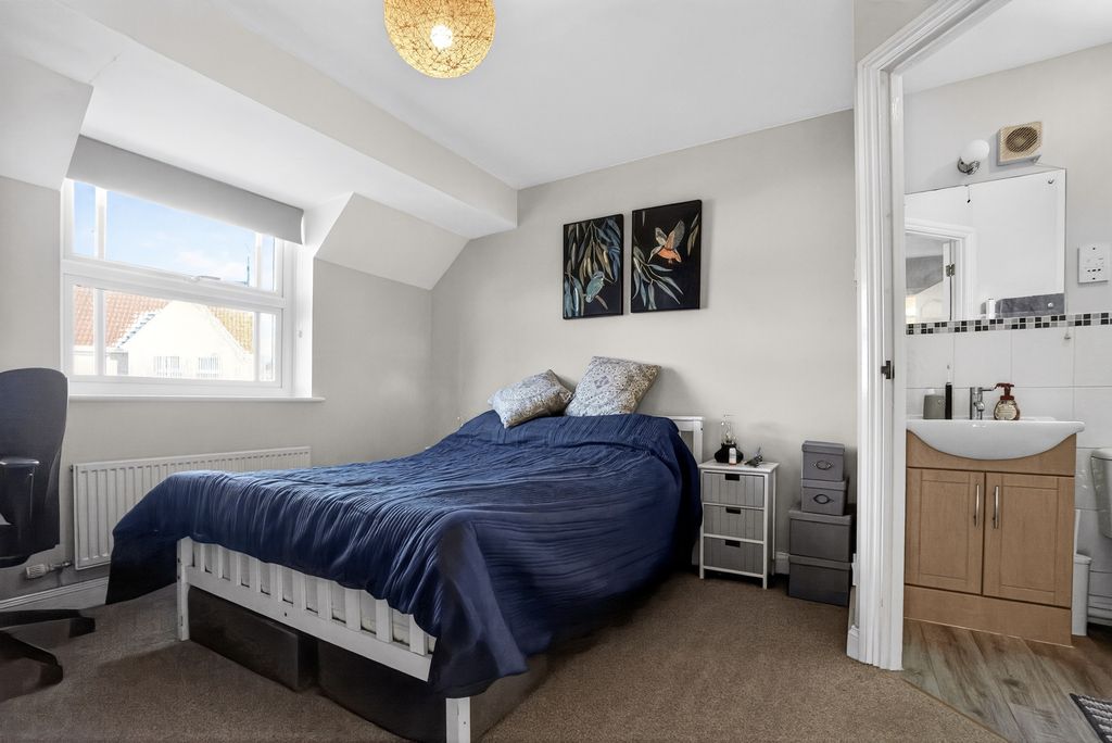 Additional image 12 of 4 bed detached house for saleTurnberry Close - Monkton Park, Chippenham SN15