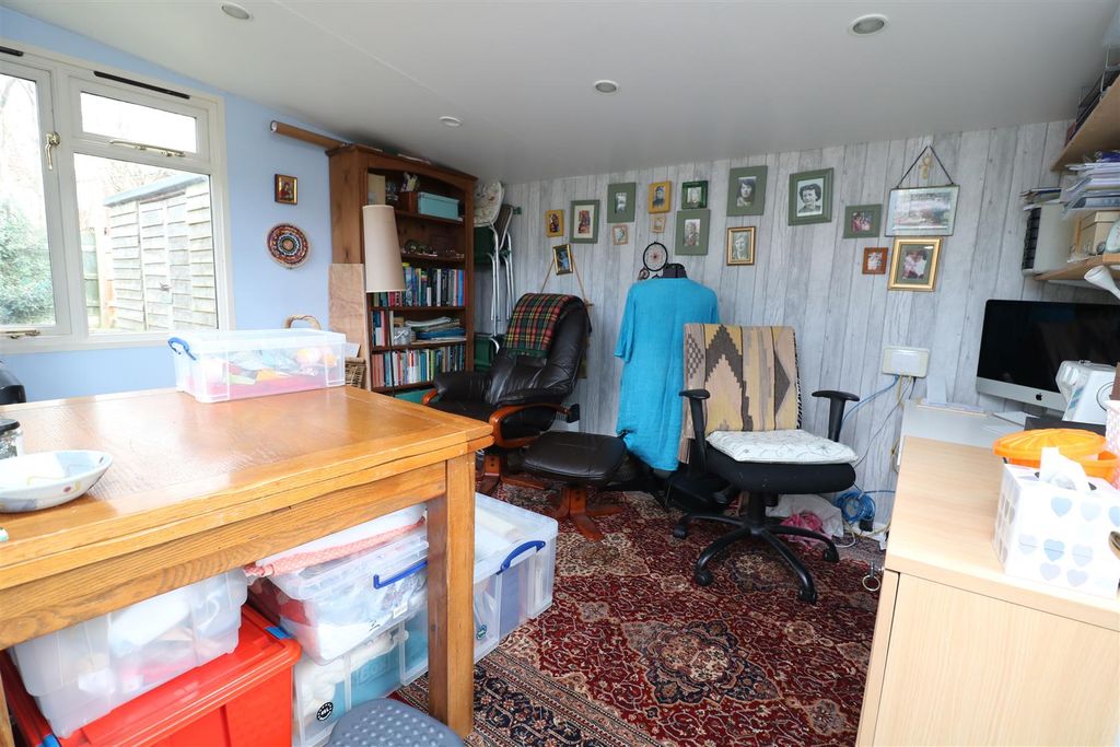 Additional image 18 of 3 bed semi-detached house for saleClarendon Road, Trowbridge BA14